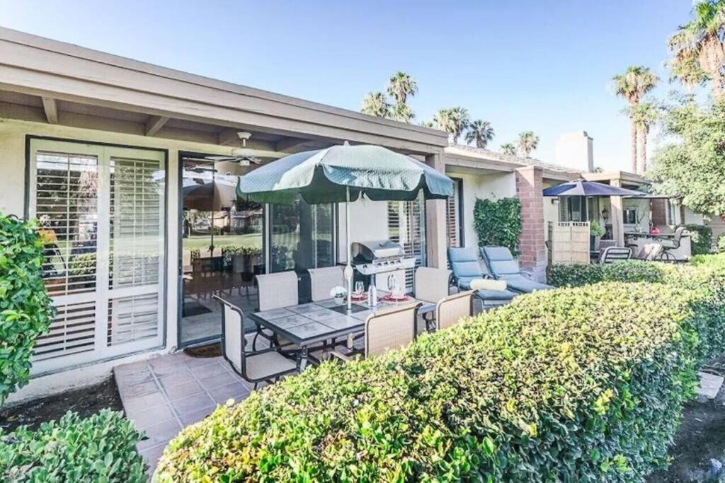 Private Country Club Condo On Awesome Golf Course! Palm Desert Exteriér fotografie