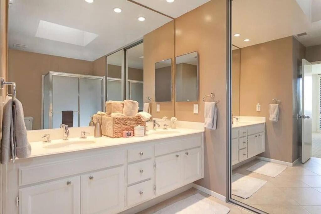 Private Country Club Condo On Awesome Golf Course! Palm Desert Exteriér fotografie