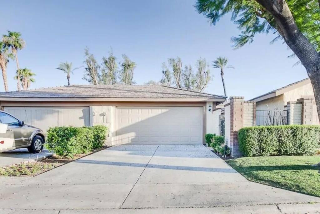 Private Country Club Condo On Awesome Golf Course! Palm Desert Exteriér fotografie